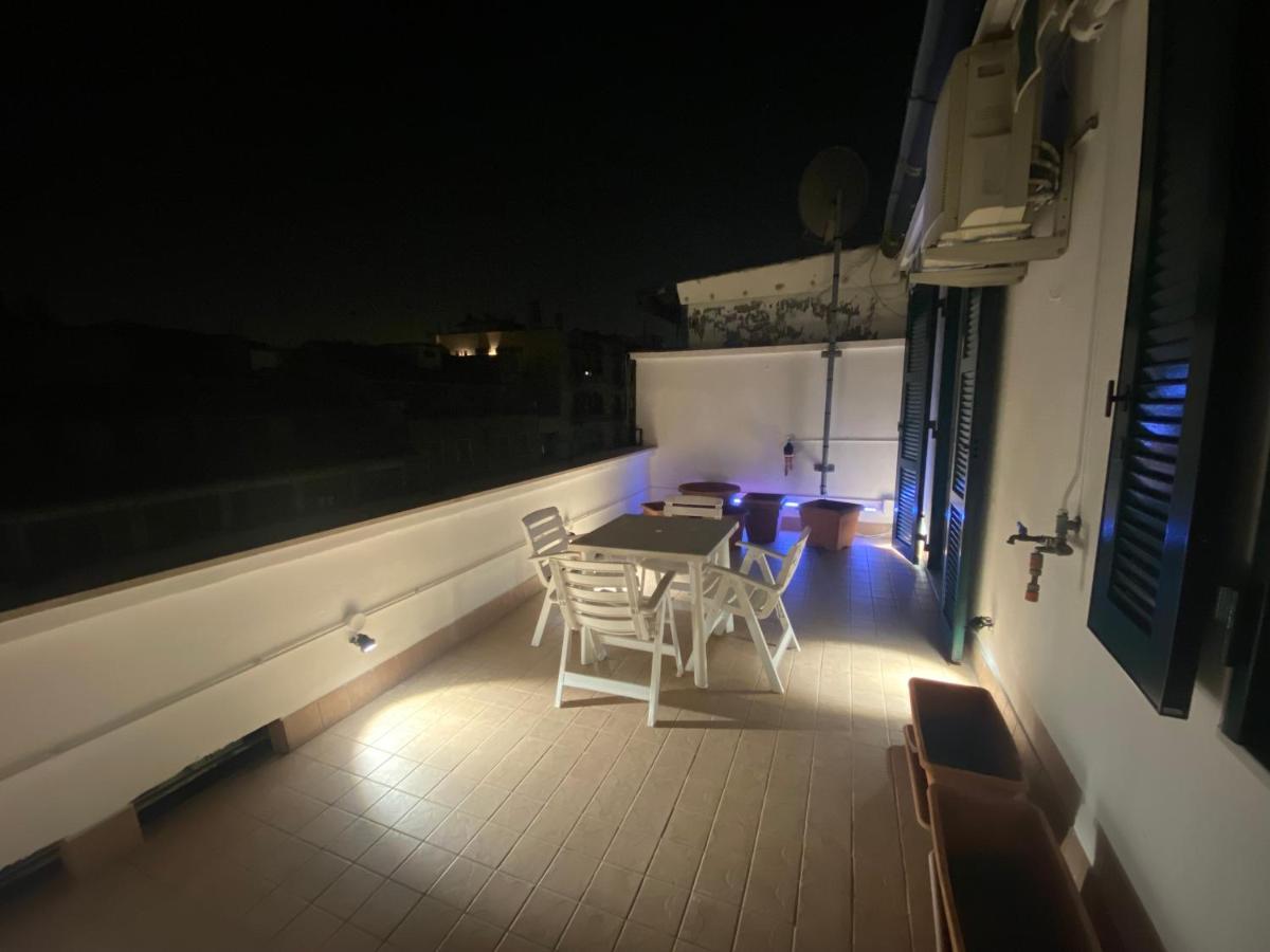 Fashion And Design - Terrace In Centrale Milano Exterior foto